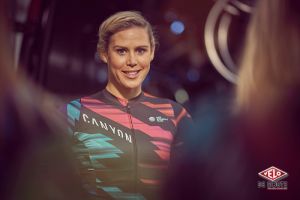 gallery Team Canyon//Sram - une saison haute en couleurs