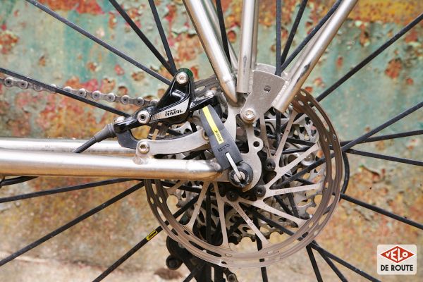 gallery Bike Check : le Charge Plug Ti de Seb