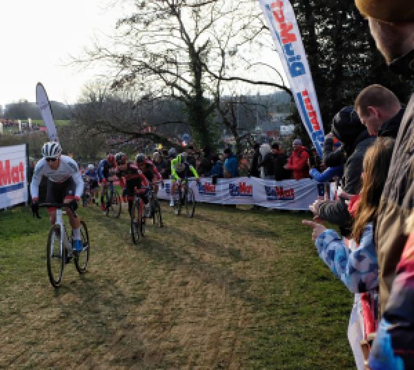 gallery CX : MVDP triomphe à Besançon