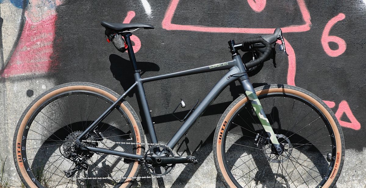 Gravel cheap bike saracen